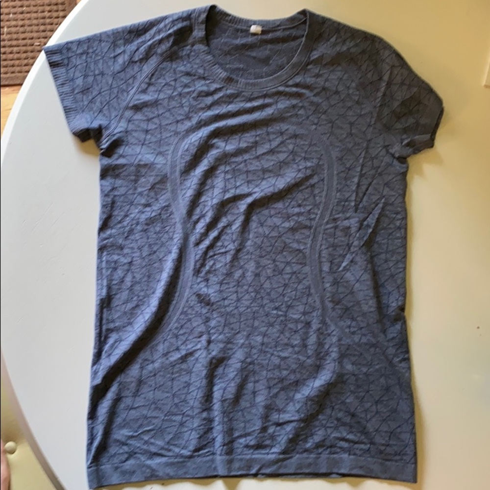 Lululemon top size 12
